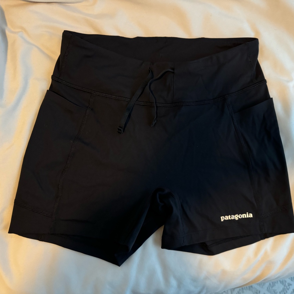 NWOT- Patagonia Women’s Biker Shorts